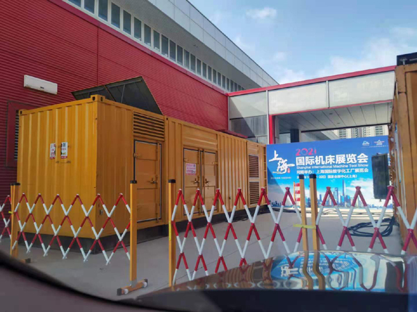 汝城发电车出租-发电机无电压或电压太低怎么办？